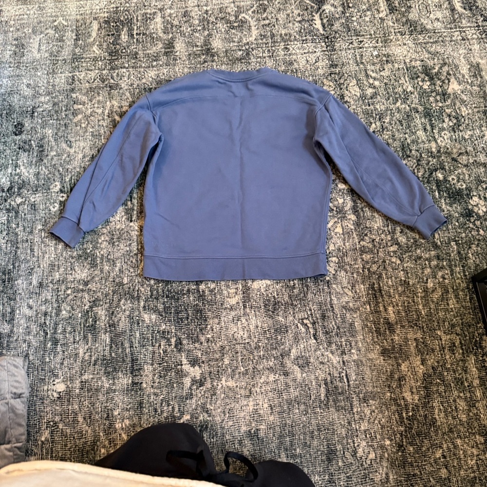 lululemon athletica Perfectly Oversized Crew Sweatshirt - Picture 5 of 12